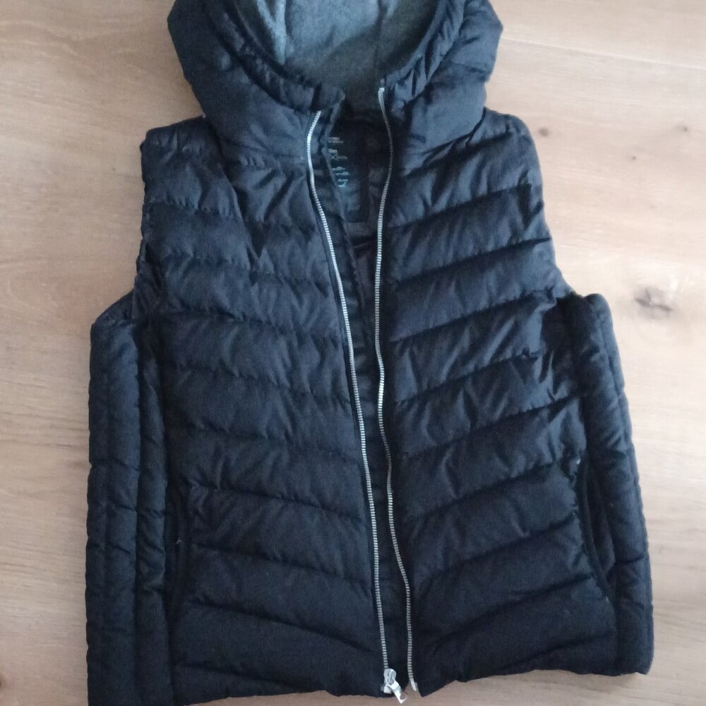 Down filled vest (80/20 down/feathers)